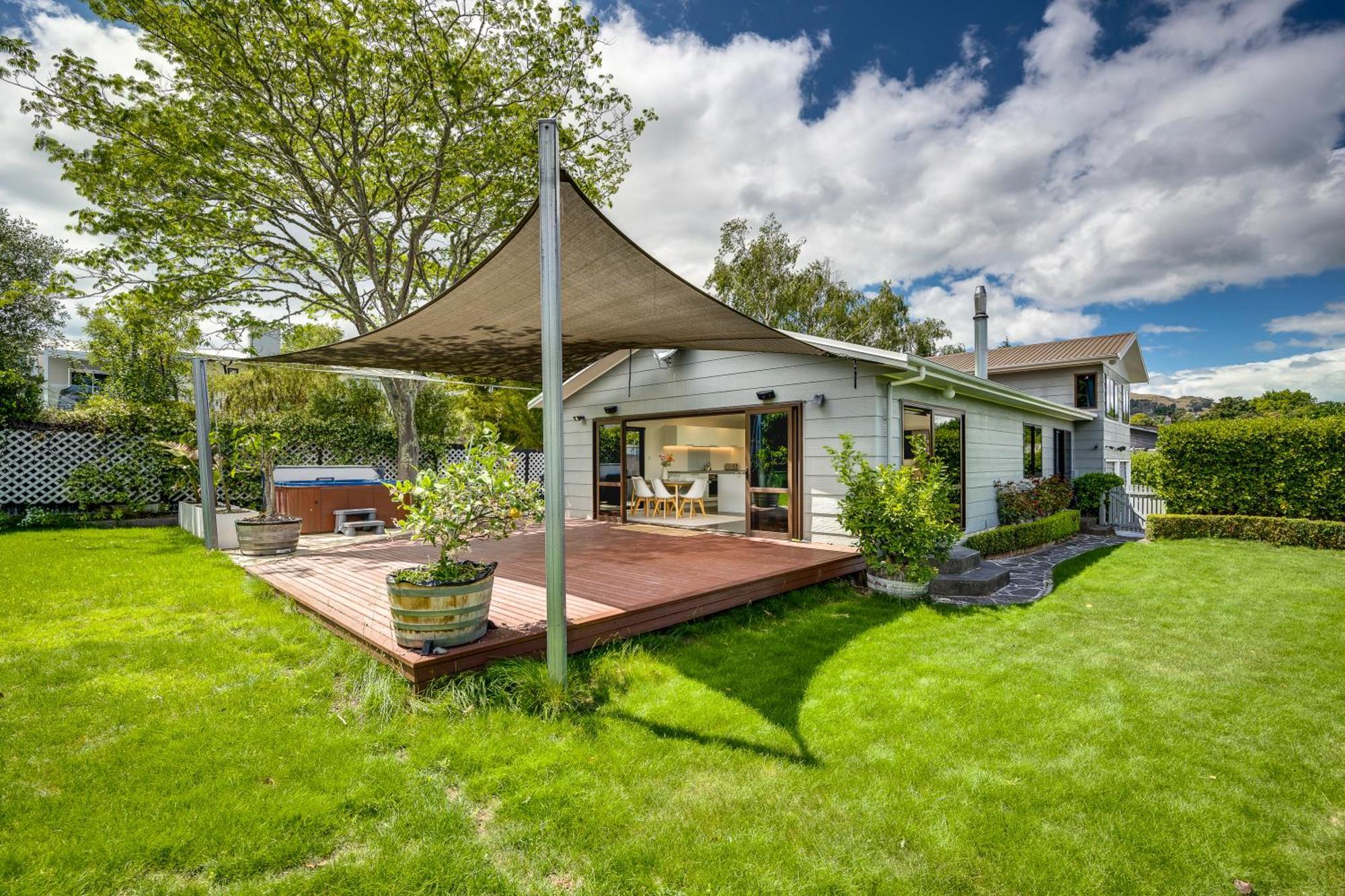 Villa Sunny Oasis - Havelock North Retreat Exterior foto