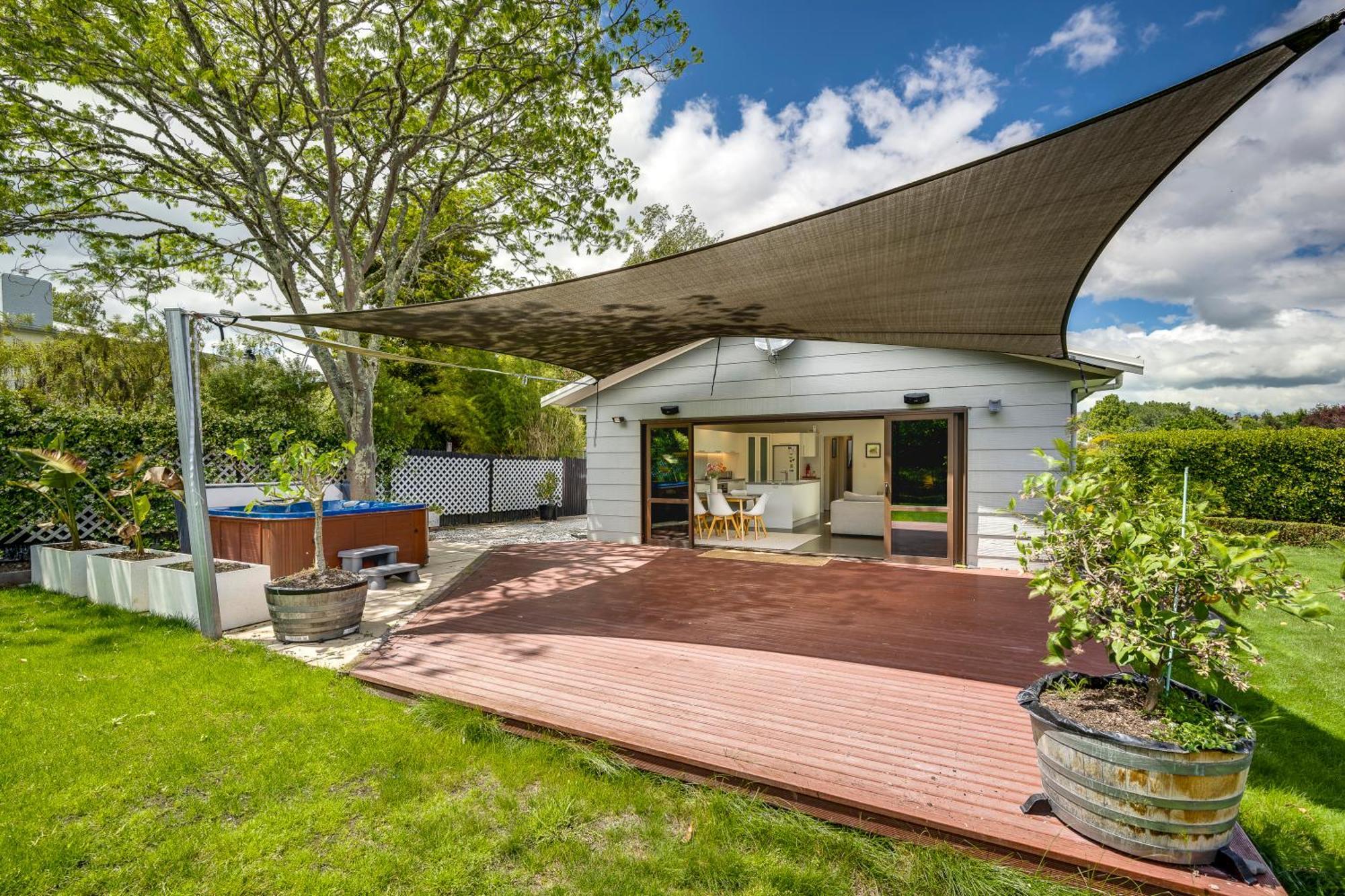 Villa Sunny Oasis - Havelock North Retreat Exterior foto